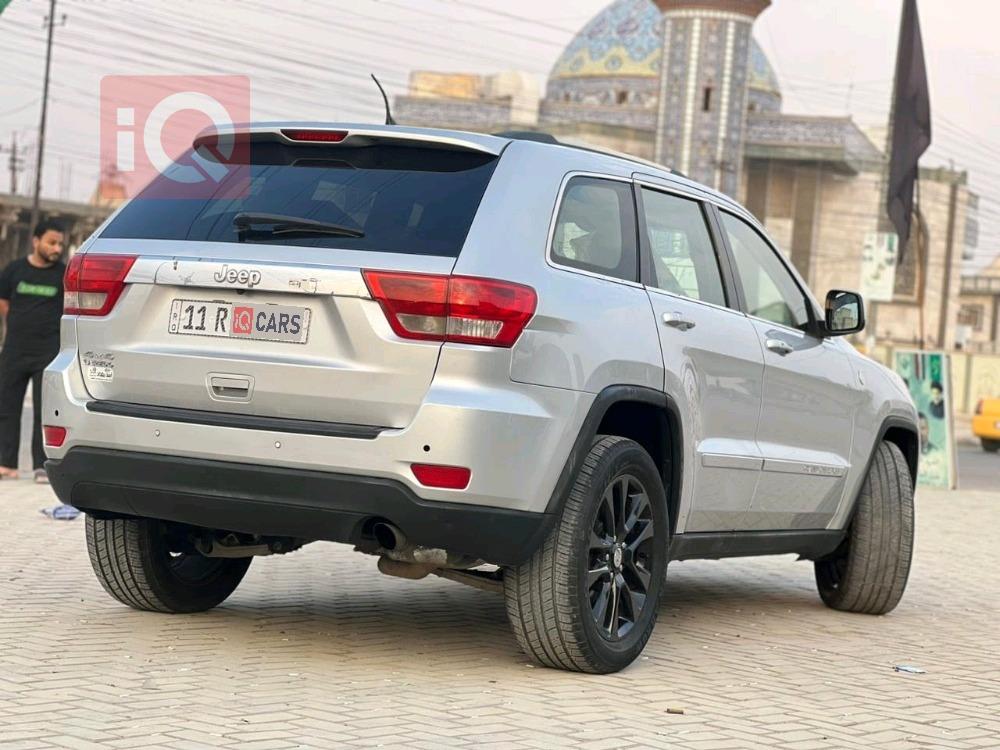 جيب جراند شيروكي